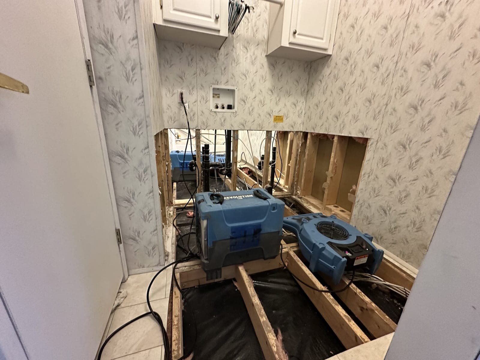 How Fast Should a Restoration Company Respond?